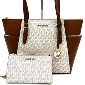 Michael Kors Large Charlotte Tote Bag & Large Double Zip Wallet Vanilla/Brown